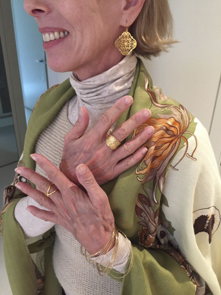 “Alberta Ferretti” S/S Knit Sweater Top, Light Weight Cream Turtle Neck