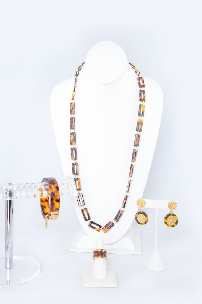 tortoise shell earrings tory burch