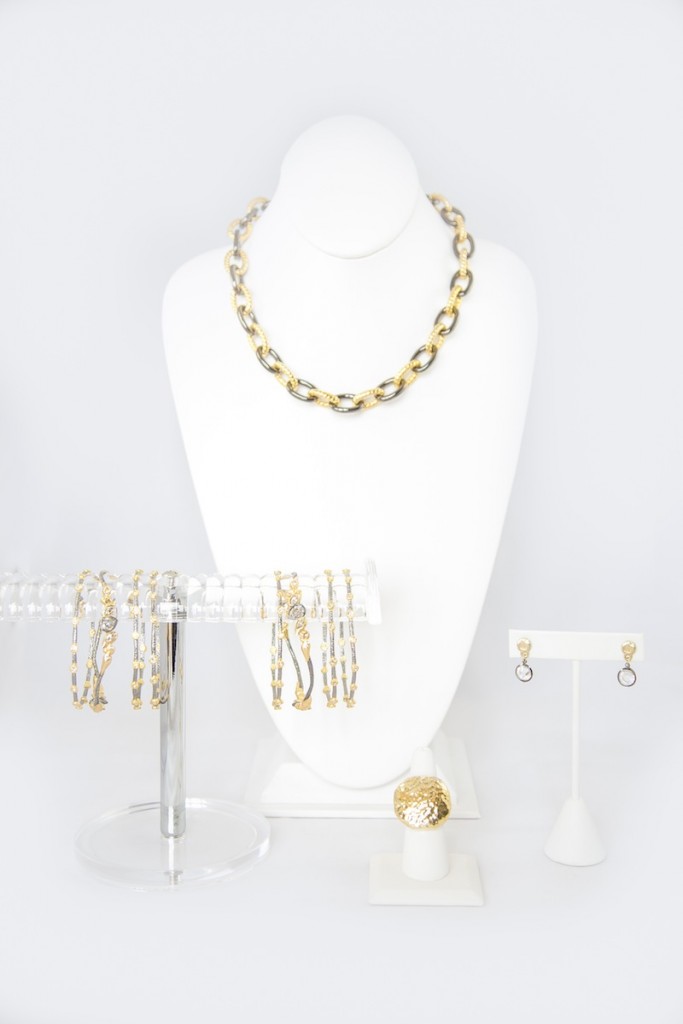gold and pewter mixed metal chain link necklace