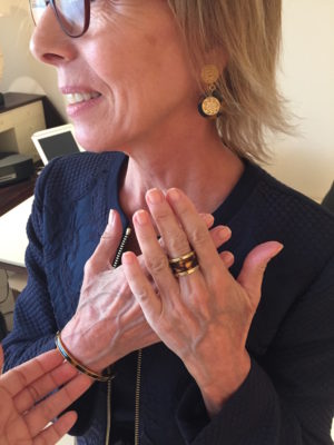 gold and tortoise circle drop earrings, gold and tortoise ring, gold and tortoise bangle