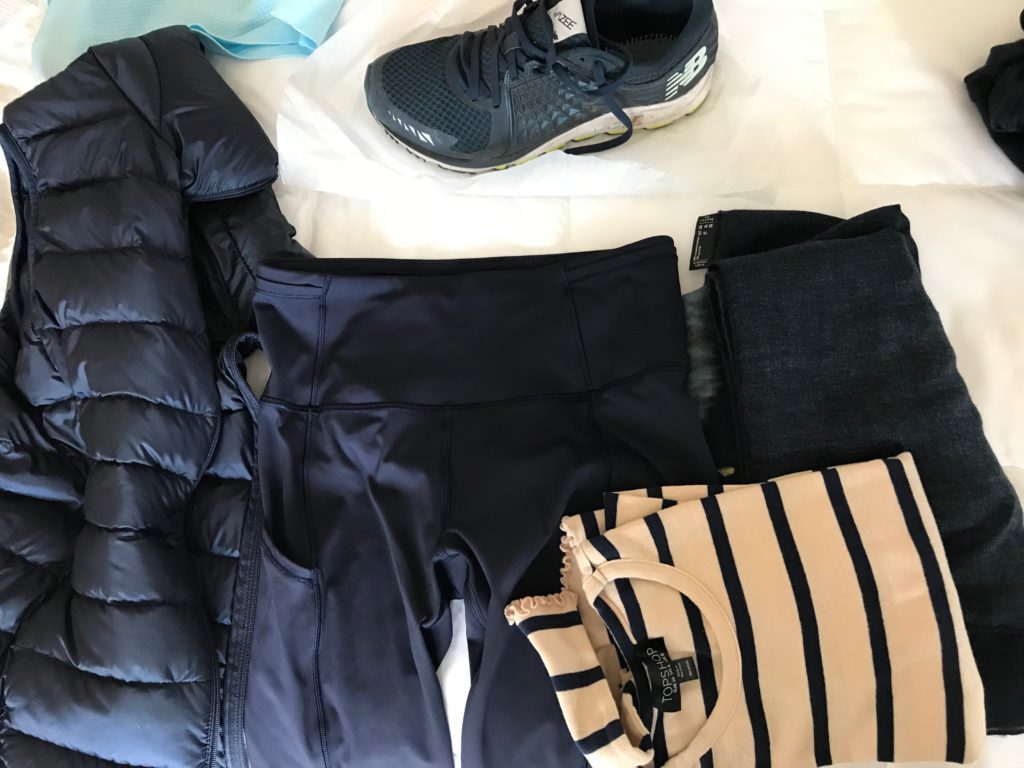topshop beige and navy blue stripped top, topshop beige and navy blue stripped crew neck top, lululemon navy blue leggings, navy blue scarf, uniqlo navy blue vest, new balance navy blue sneakers