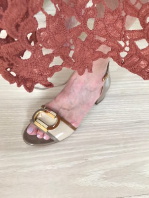 salvatore feragamo beige peep toe flats