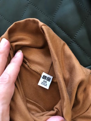 uniqlo tan turtleneck