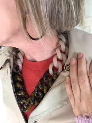 tortoise hoop earrings. tortoise and cream large chain necklace