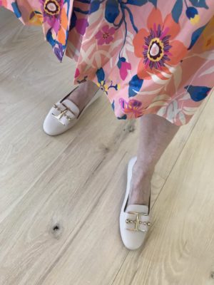 salvatore ferragamo white gold buckle detail flats