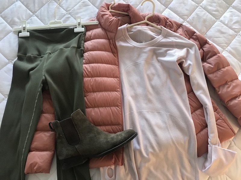 Carbon38 olive green tights, light pink long sleeve thermal shirt, Uniqlo pink puffer jacket, Born dark green boots