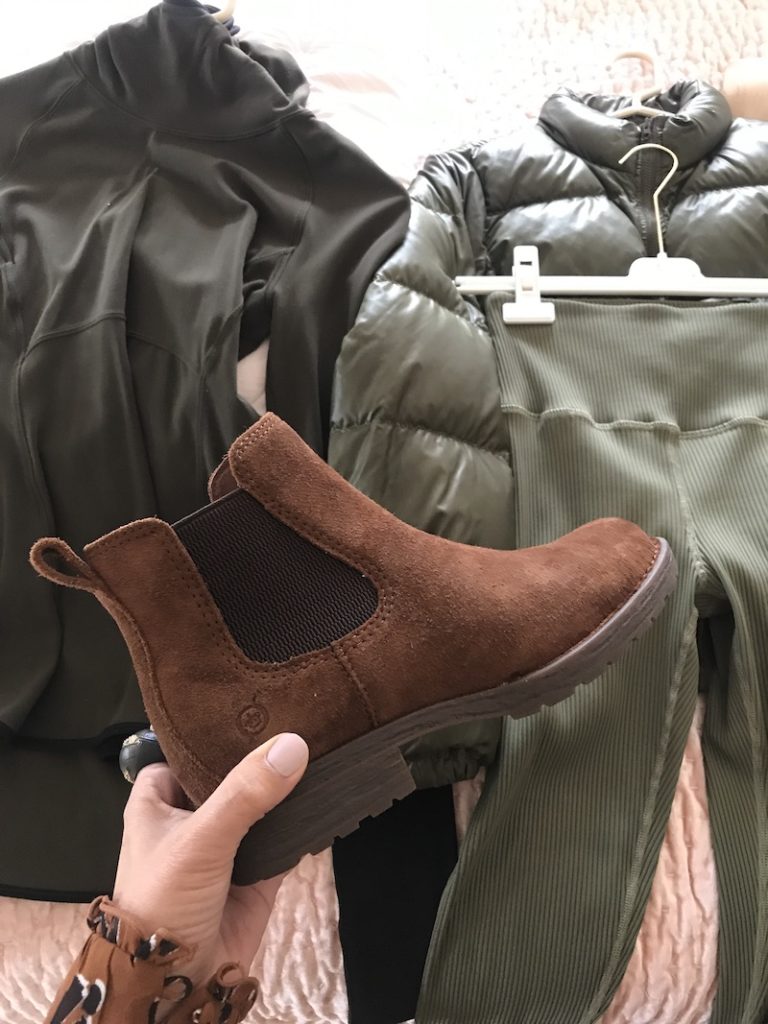 olive green long sleeve hooded shirt, J crew olive green puffer jacket, Carbon olive green leggings, Born brown boots